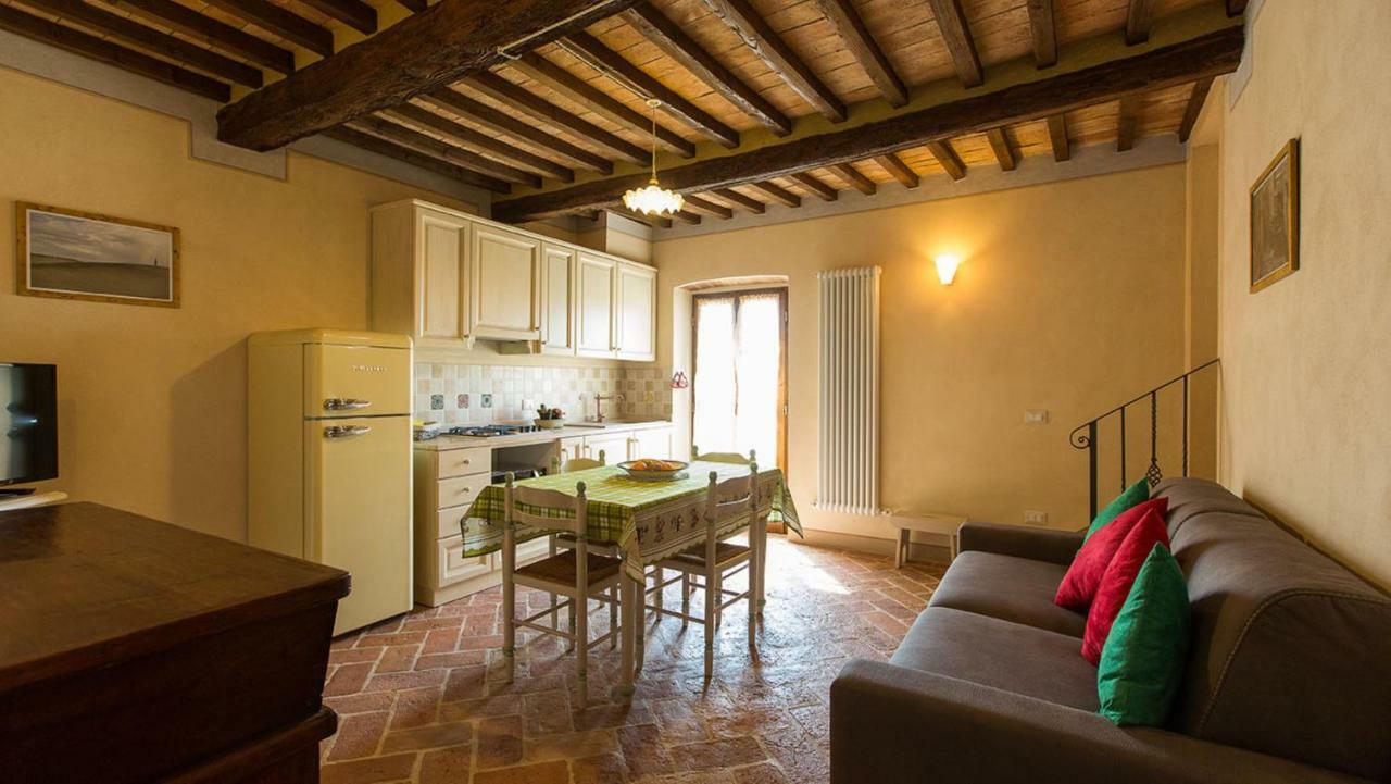 Borgo Pie' Di Gamboi Villa Chianni Exteriör bild